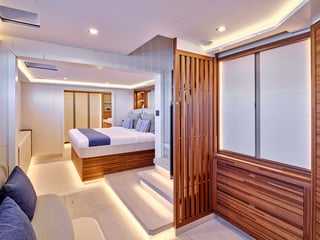 Gallery image 12
