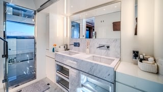 Gallery image 21