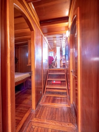 Gallery image 11
