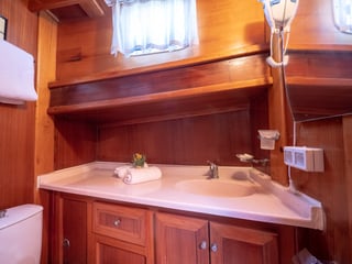Gallery image 18