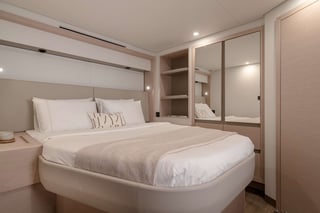 Gallery image 13