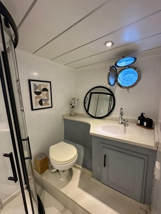 Gallery image 37