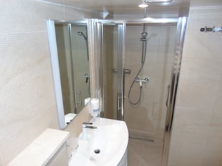 Gallery image 34