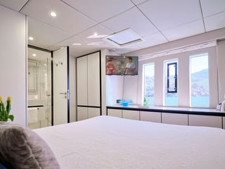Gallery image 14