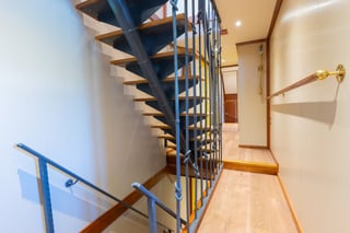 Gallery image 12