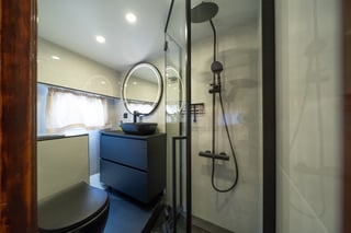 Gallery image 38