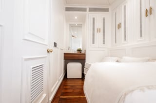 Gallery image 42