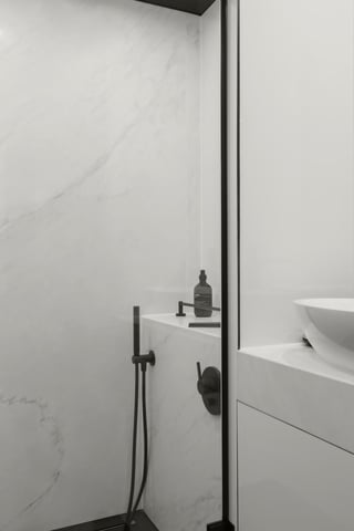 Gallery image 18