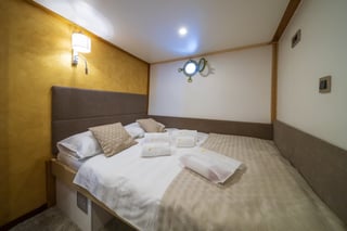 Gallery image 57