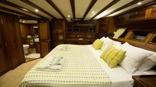 Gallery image 17