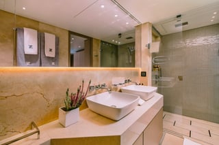 Gallery image 39