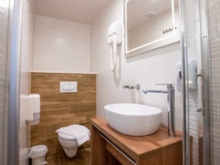 Gallery image 37