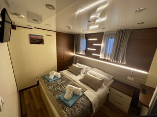 Gallery image 24
