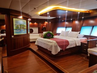Gallery image 13