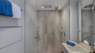 Gallery image 43