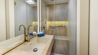 Gallery image 41