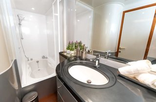Gallery image 17