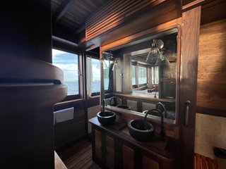 Gallery image 31