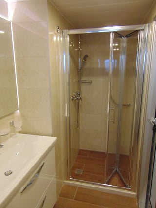 Gallery image 56