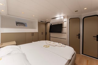 Gallery image 15