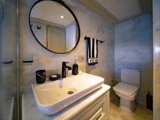 Gallery image 24