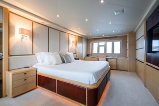 Gallery image 12