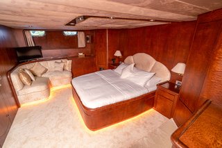 Gallery image 24
