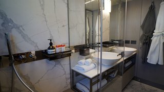 Gallery image 30