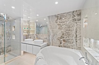 Gallery image 45