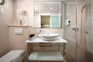 Gallery image 36