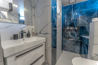 Gallery image 38