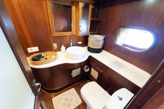 Gallery image 38
