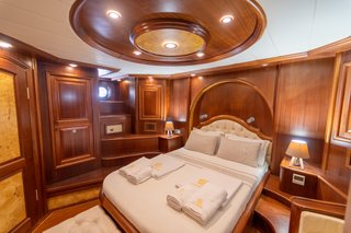 Gallery image 103