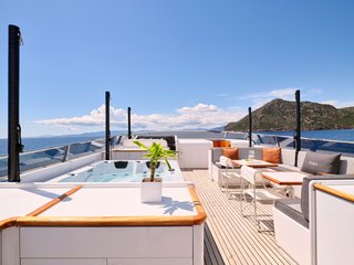Gallery image 10