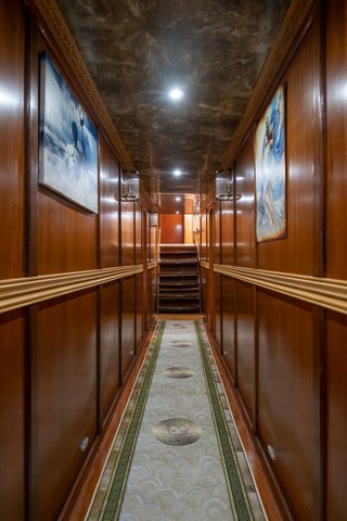 Gallery image 28