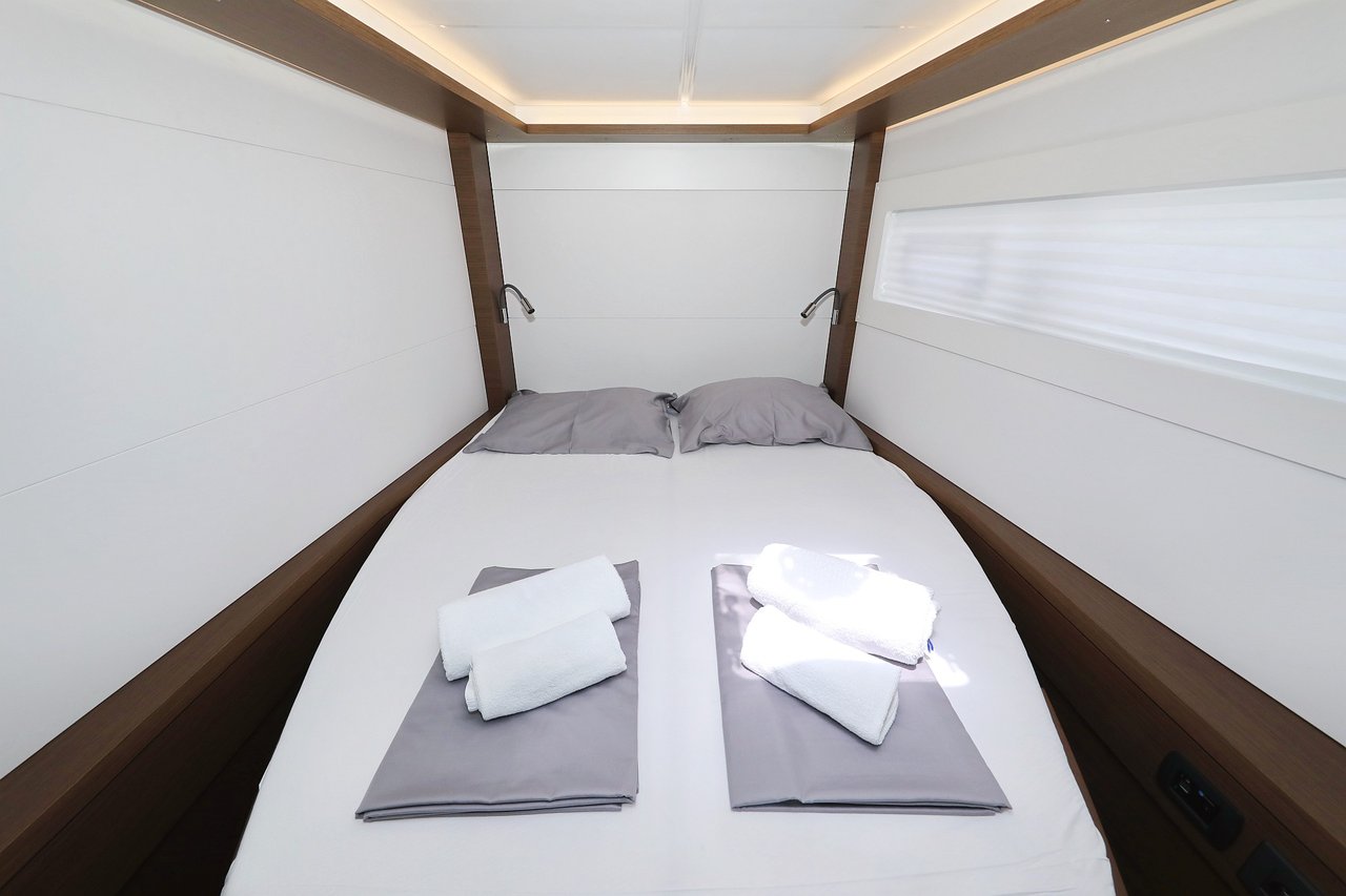 WHITE PEARL - image 33