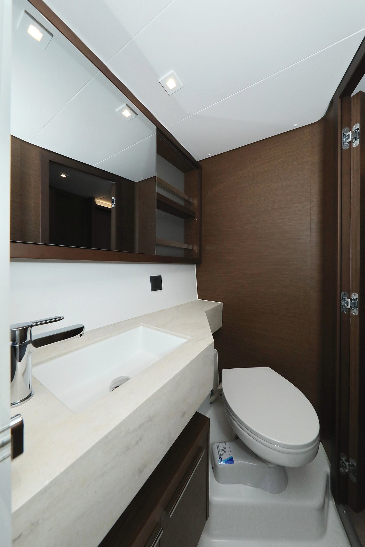WHITE PEARL - image 28