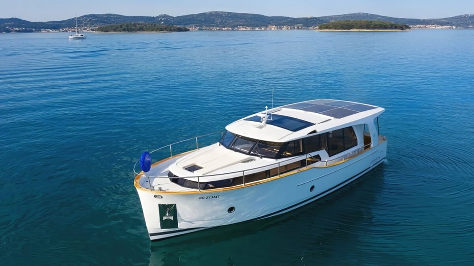 LADY ELMA yacht photo