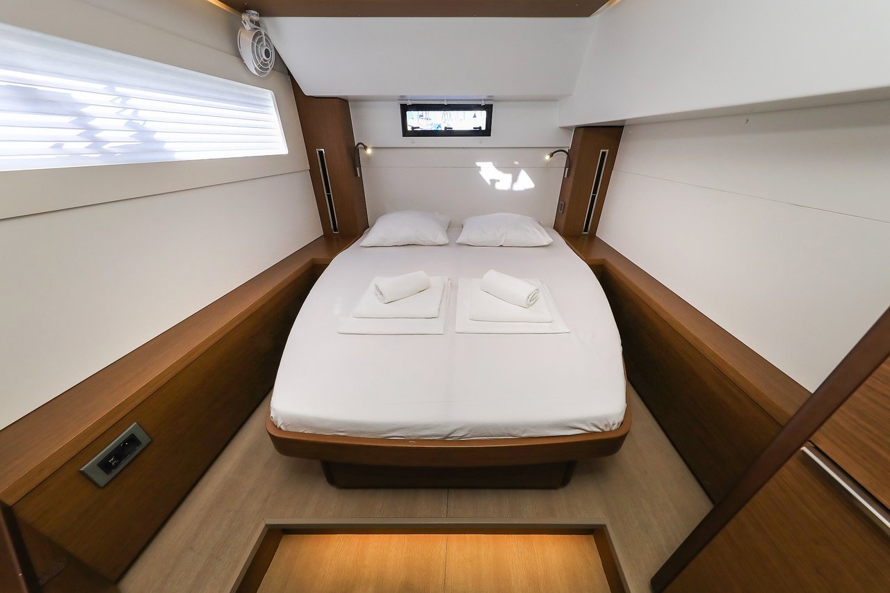MAJESTIC - image 34