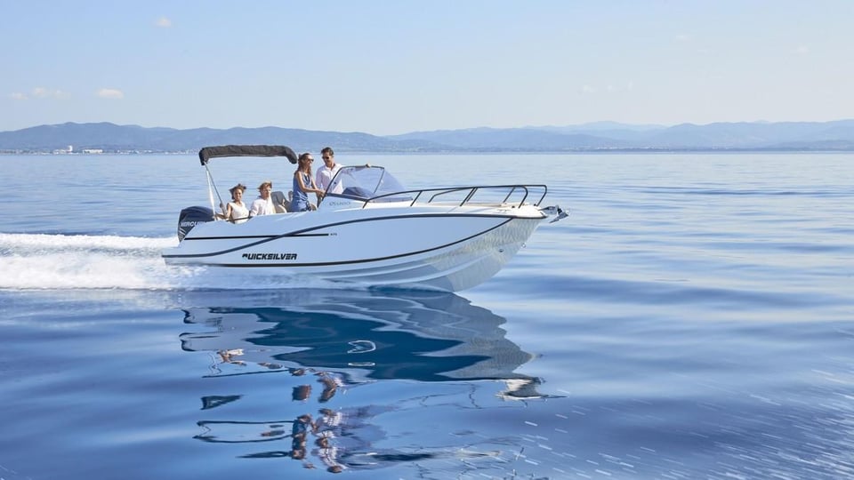 QUICKSILVER ACTIV 675 yacht photo