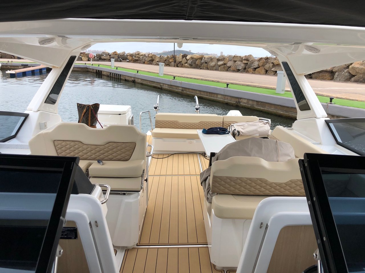 AQUILA 36 - image 26