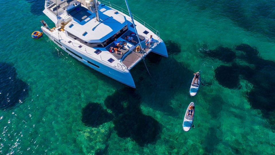 BLUE HORIZON yacht photo