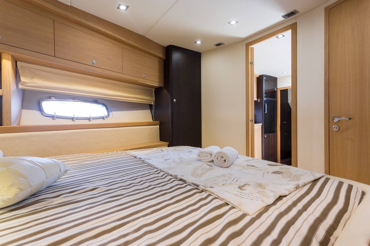PEARLSEA 56 COUPE - image 37