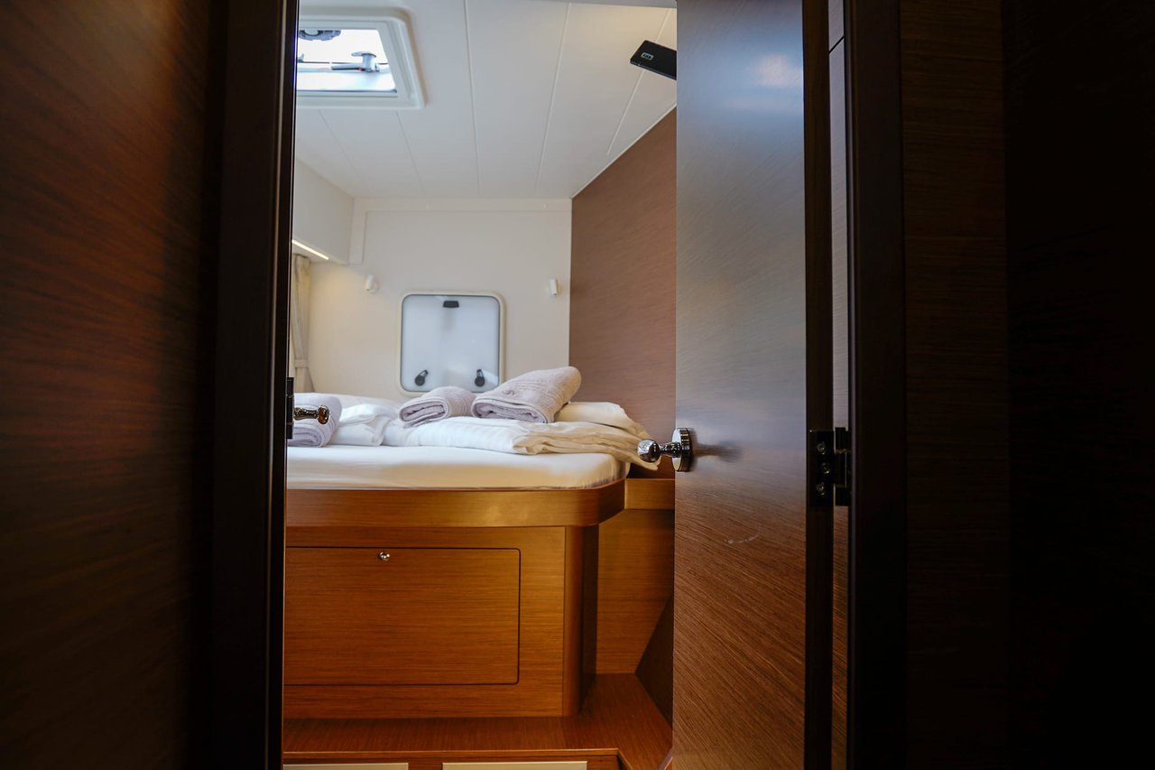 VESPER - image 28