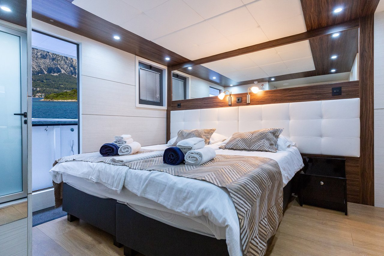 ADRIATIC QUEEN - image 25