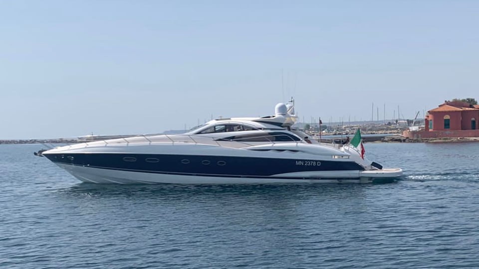 ANITA II yacht photo