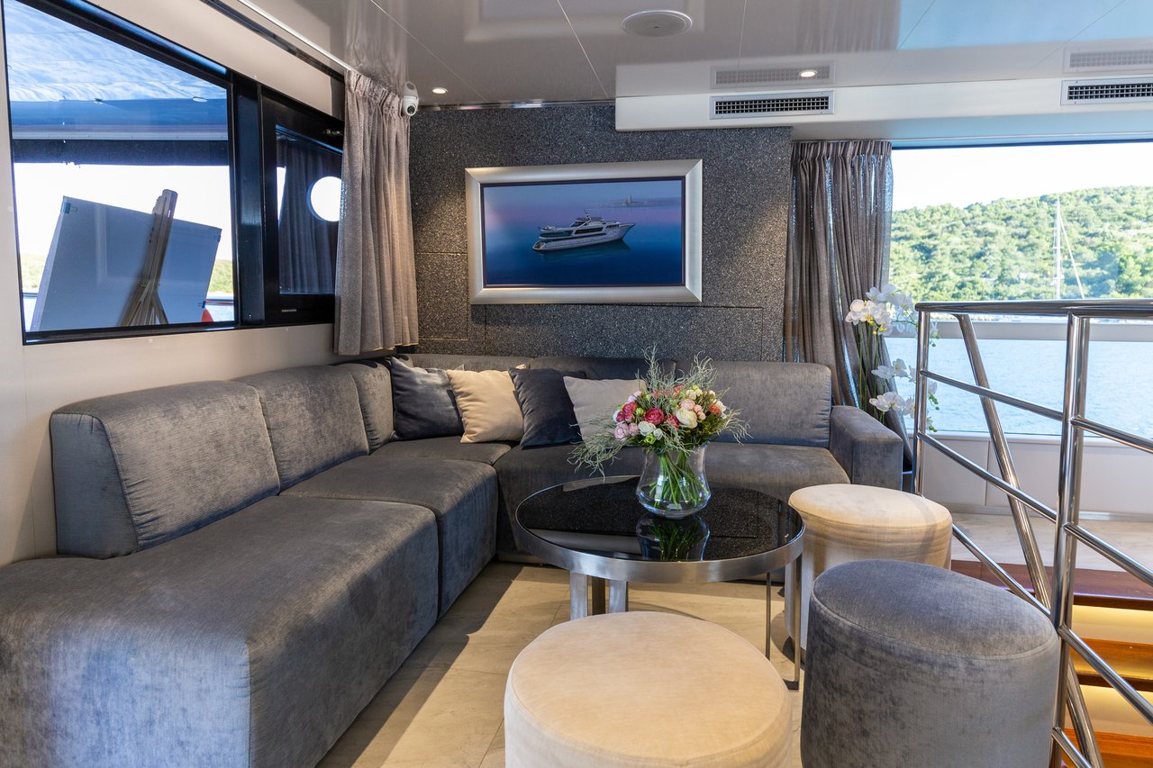 ADRIATIC KING - image 29
