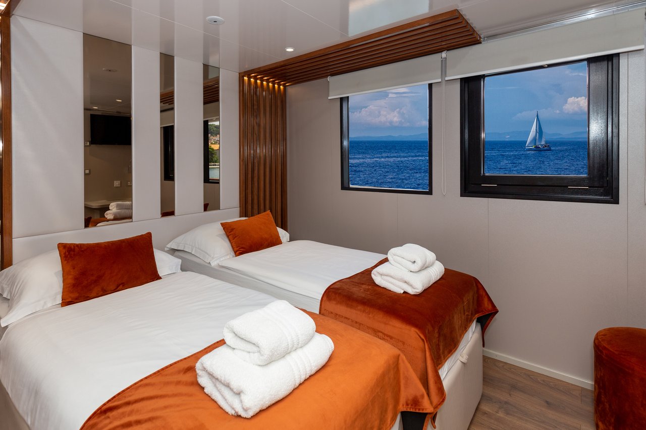 ADRIATIC KING - image 48
