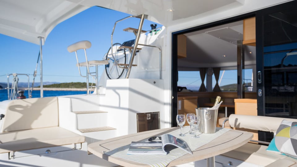 BARNEY - Australian Superyachts