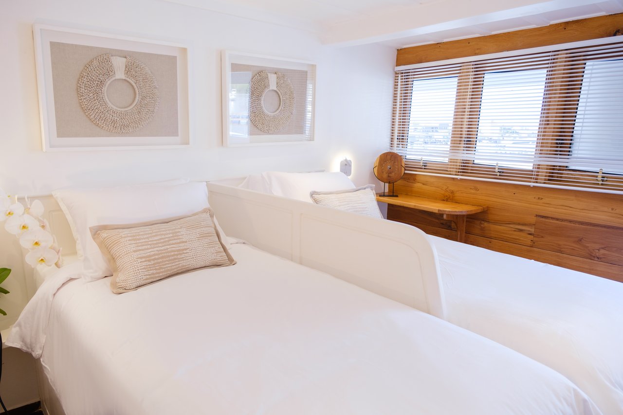 ALIIKAI VOYAGE - image 36